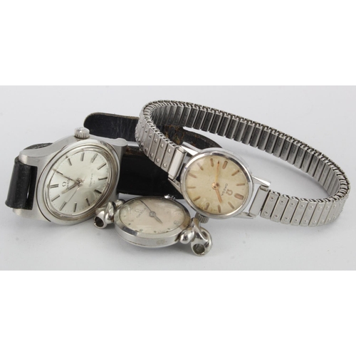 572 - Three ladies stainless steel cased Omega manual wind wristwatches. Case sizes approx 20-26mm. AF