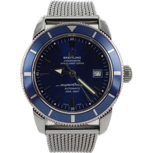 612 - Breitling Super Ocean stainless steel cased gents automatic wristwatch, ref. A17321, 2014 card. The ... 