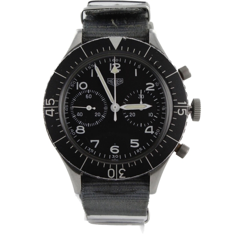 635 - Heuer Bund German military issue flyback chronograph wristwatch, ref. 1550 SG, serial. 374xxx, circa... 