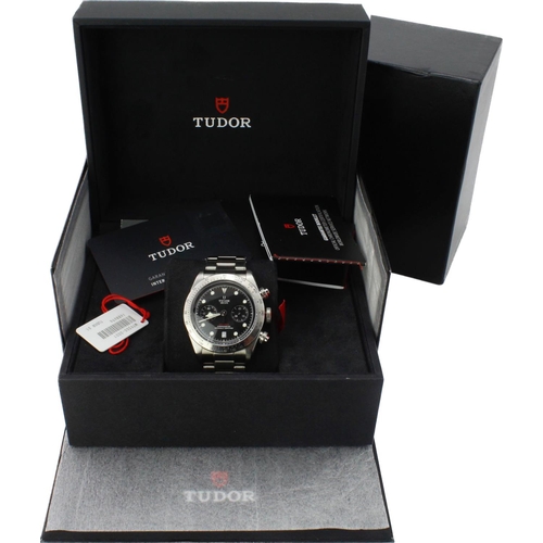 647 - Tudor Black Bay Chrono stainless steel cased gents wristwatch, ref. 79350, 2021 card. The black dial... 