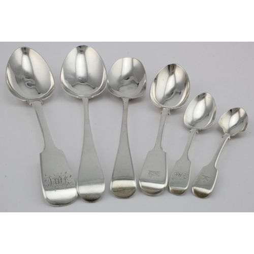 758 - Mixed lot of Exeter silver flatware comprising two Old English pattern tablespoons hallmarked for 17... 