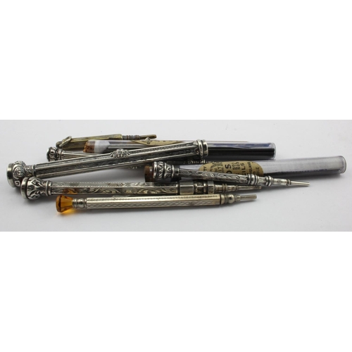 797 - Mixed lot of writing implements comprising one hallmarked propelling pencil, Birm. 1904, three unmar... 