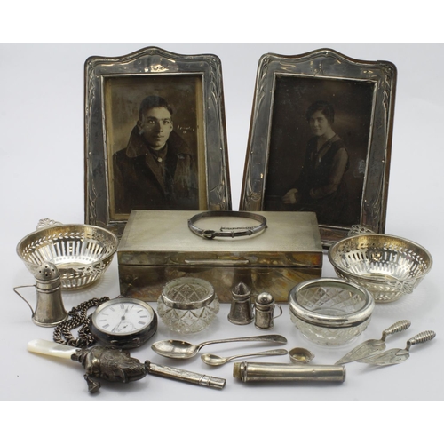 904 - Mixed Silver. A collection of various silver hallmarked items, including wood lined cigarette box, p... 