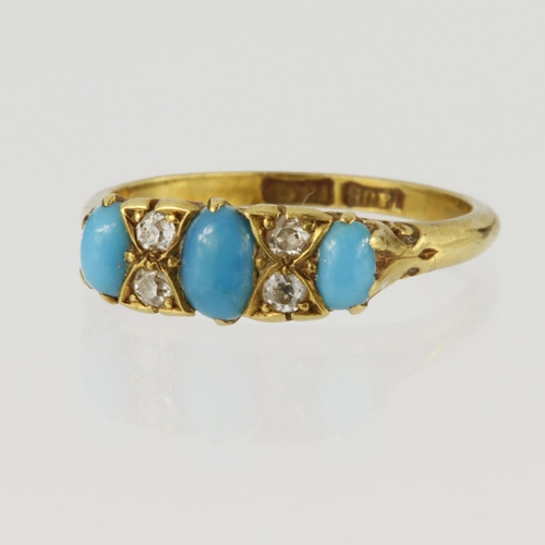 96 - 18ct yellow gold ring set with three oval turquoise cabochons, centre stone measuring approx. 5mm x ... 