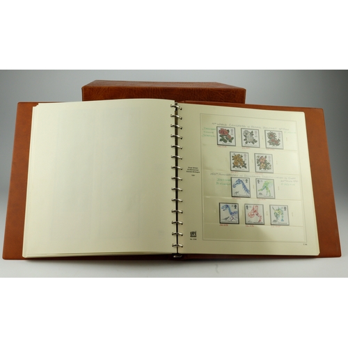 20 - GB - five matching Safe hingeless albums with QE2 stamps from 1953 to 2002. Although no 1960's phosp... 