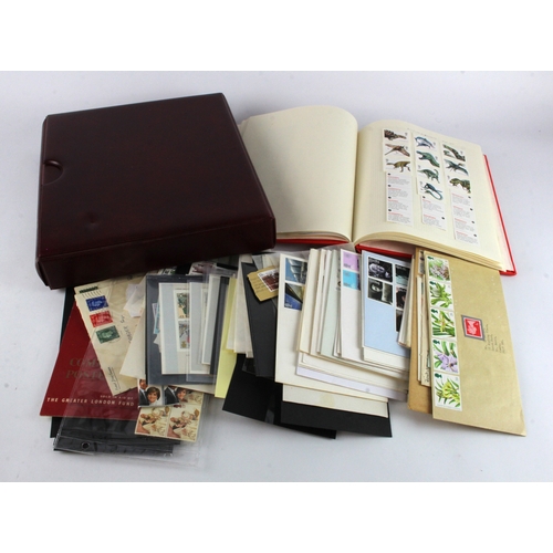 37 - GB - varied lot in crate, including Westminster album of QE2 1953 to 1980 but little early 1960's. M... 