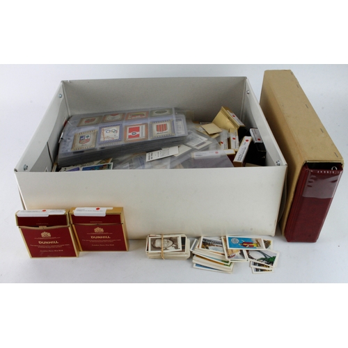 589 - Large white box containing collection of Cigarette & Trade Cards, incl an album of Cigarette Card se... 