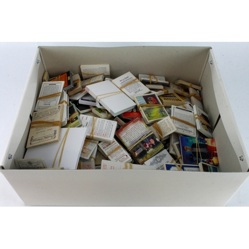 590 - Large white box housing approx 190x complete Trade card sets, very little Brooke Bond series, issuer... 