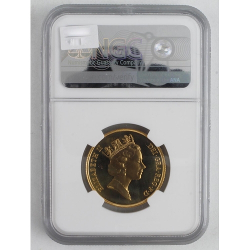 324 - Two Pounds 1985 NGC slabbed as PF67 Ultra Cameo