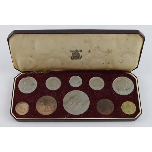 544 - Proof Set 1953 (10 coins) Crown to Farthing, toned nFDC in a slightly deteriorated case, and some of... 