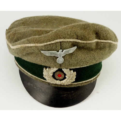 1089 - German Wehrmacht Officers field service crusher cap, service wear.