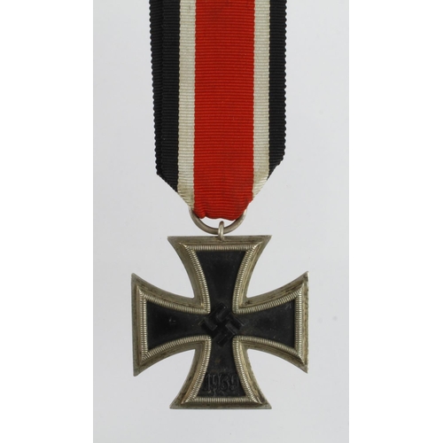 1109 - German WW2 Iron Cross 2nd Class, maker marked '65'