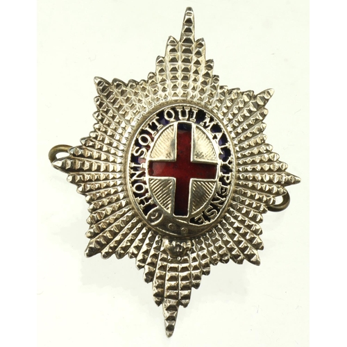 137 - Badge - Coldstream Guards Officers silver and enamal badge bears silver marks for L & Co. Sterling, ... 