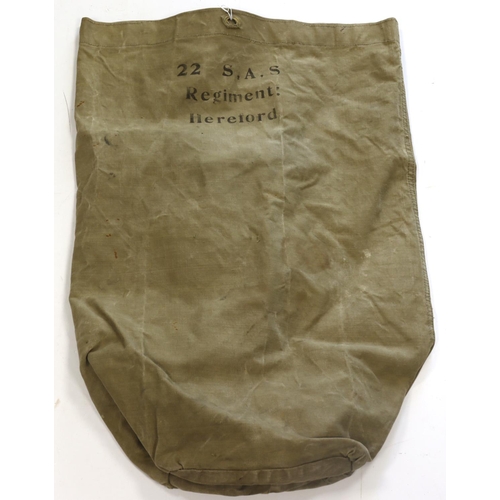 362 - SAS 22 Regiment Hereford kit bag.