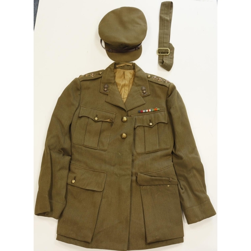 485 - WW2 named RA captains service jacket, and hat.