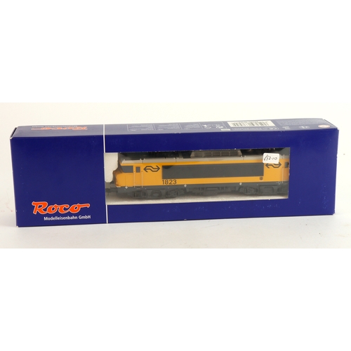 257 - Roco boxed HO gauge Dutch Class 1600 Electric locomotive (63895)