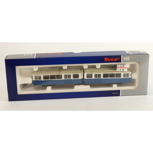 258 - Roco boxed HO gauge Six Axle Articulated Railcar (52582)