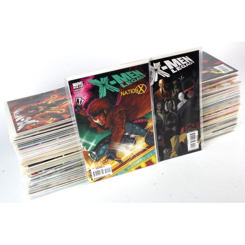 389 - Marvel / DC. A collection of approximately 240 modern age Marvel & DC comics (includes some no. 1s),... 