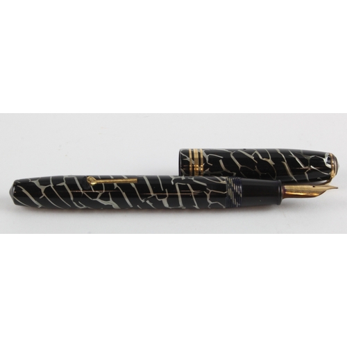 402 - Conway Stewart 58 fountain pen 'Cracked Ice' design