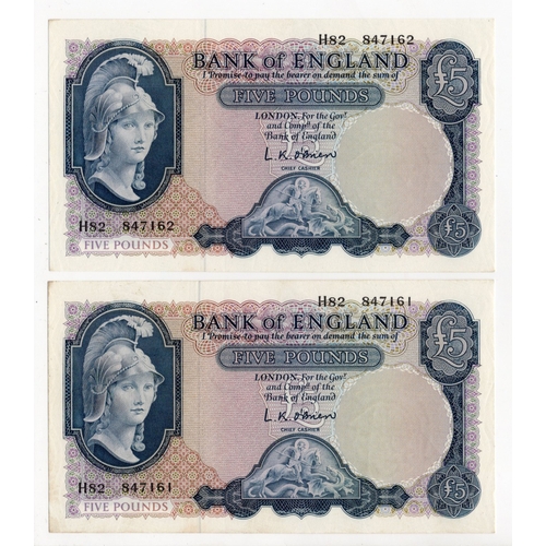 112 - O'Brien 5 Pounds (B280) issued 1961 (2), Lion & Key, a consecutively numbered pair of FIRST SERIES n... 