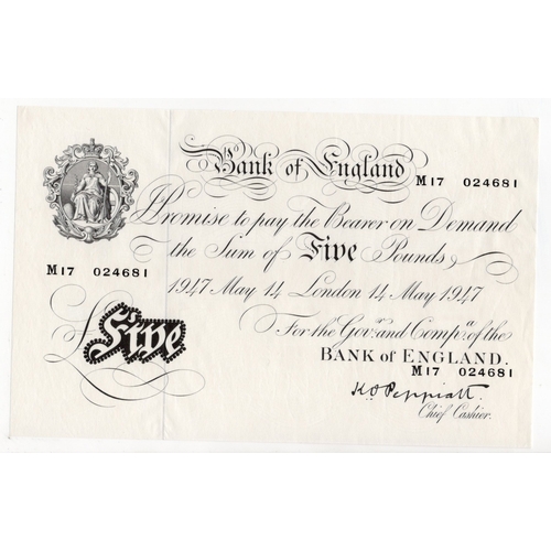 127 - Peppiatt 5 Pounds (B264) dated 14th May 1947, last year of issue, serial M17 024681, London issue on... 