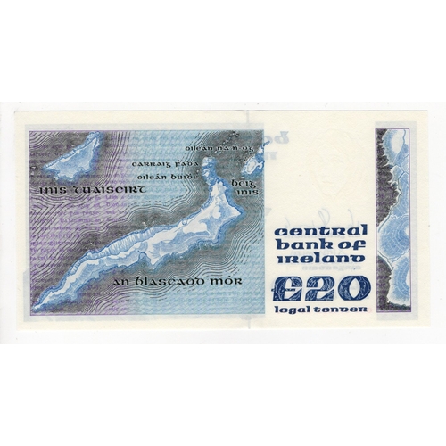 225 - Ireland Republic 20 Pounds dated 20th September 1990, signed Doyle & Cromien, serial CAL 895601 (PMI... 