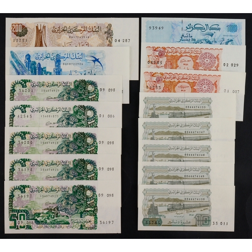 422 - Algeria (15), 50 Dinars (5) dated 1977 including 2 x consecutively numbered pairs, 100 Dinars dated ... 