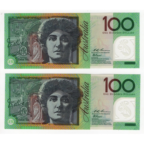 450 - Australia 100 Dollars dated 1996, signed Evans & Fraser, a consecutively numbered pair, serial FA 96... 