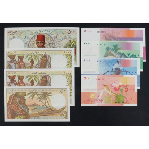 539 - Comores (8), 5000 Francs, 1000 (2) and 500 Francs issued 1984 - 1986 (BNB B301 - B303, Pick10 - 12),... 