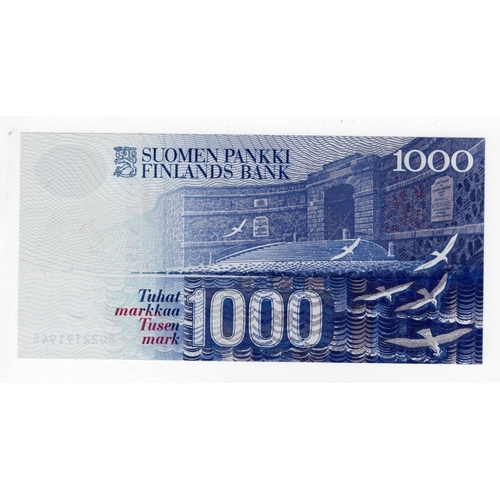 583 - Finland 1000 Markkaa dated 1986, Litt. A issued 1991 , serial No. 8022191948 (BNB B406a, Pick121) Un... 