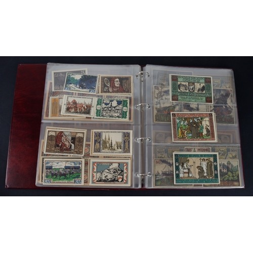 593 - Germany (150), an album of German notgeld, better town groups and sets seen, the majority look Uncir... 