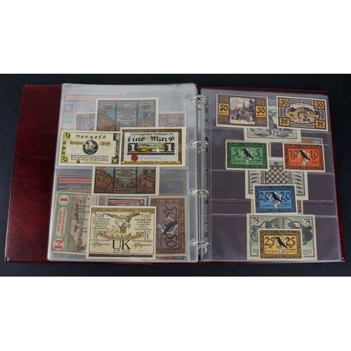 593 - Germany (150), an album of German notgeld, better town groups and sets seen, the majority look Uncir... 