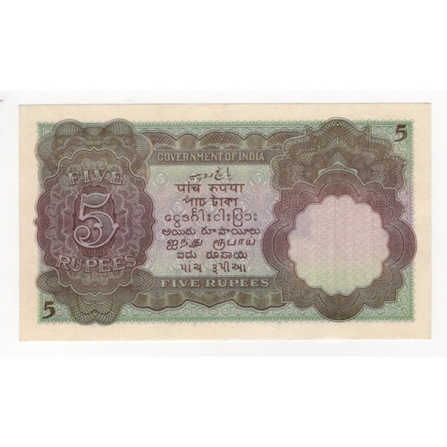 630 - India 5 Rupees issued 1928 - 1935, signed J.W. Kelly, serial Q/60 104930 (BNB B149b, Pick15b) staple... 