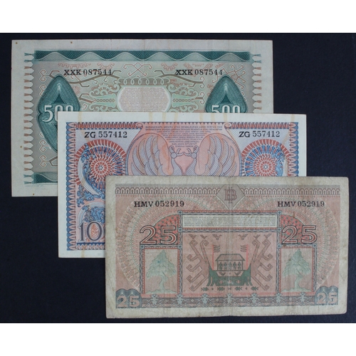 644 - Indonesia (3), 500 Rupiah, 100 Rupiah and 25 Rupiah dated 1952, serial XXK 087544, ZG 557412 & HMV 0... 