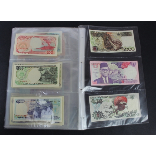 647 - Indonesia (61), a collection with no duplication, date range 1947 - 1992, denominations 10 Sen to 20... 