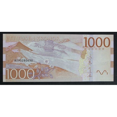 855 - Sweden 1000 Kronor issued 2014, serial B290280630 (BNB B159a, Pick74) Uncirculated