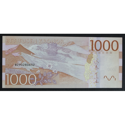 856 - Sweden 1000 Kronor issued 2014, serial B290280632 (BNB B159a, Pick74) Uncirculated