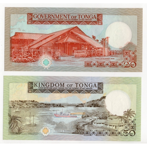 866 - Tonga (2) 50 Pa'Anga and 20 Pa'Anga dated 30th June 1989, serial A/1 050017 and A/1 153099 (BNB123a ... 