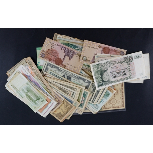 891 - World (150+), including a group of Cyprus 1 Pounds 1968 (2), 500 Mils 1969 (2), 10 Pounds (4) 1989 -... 