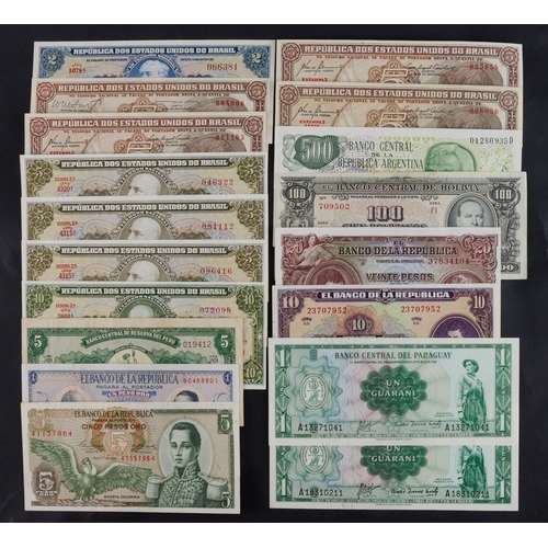 915 - World, South America (18) including Colombia 10 Pesos Oro 1963, 20 Pesos Oro 1960, both EF, Bolivia,... 