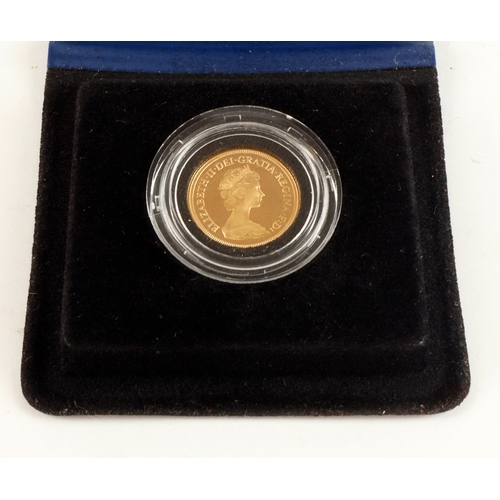 33 - Sovereign 1979 Proof, aFDC cased as issued.