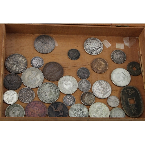 577 - GB & World Coins (29) in a cigar box, 18th-20thC including silver. Noted GB Maundy Threepence 1746/3... 