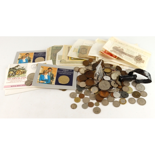 578 - GB & World coins, crowns and banknotes; a large assortment of world, predecimal and decimal, silver ... 