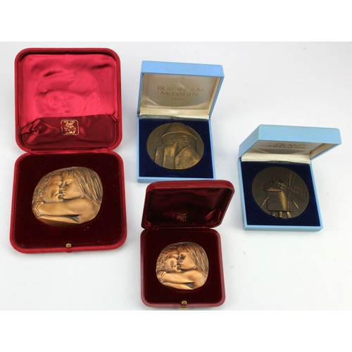 912 - European Art Medals (4): 2x Italy, General Insurance Group 1831-1981 large bronze medals of differen... 