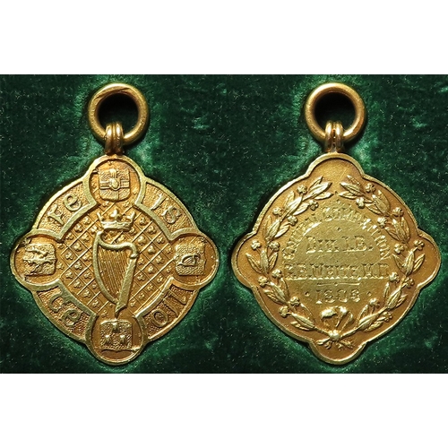 927 - Ireland, Feis Ceoil music festival unmarked gold (tests 15ct) prize medallion d.28.5mm, 7.97g, named... 