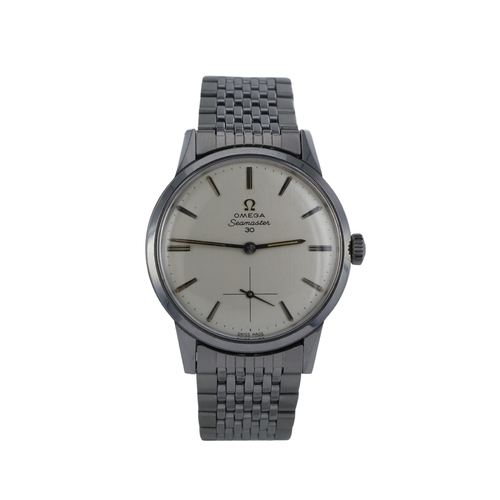 104 - Omega Seamaster 30 stainless steel gents manual wind wristwatch, ref. 125.003-62, circa 1963. The si... 