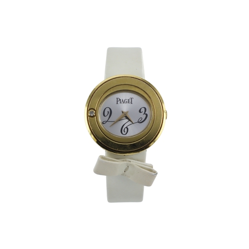 129 - Piaget Possesion 18ct yellow gold ladies quartz wristwatch, ref. P10275, serial. 939xxx. The silvere... 