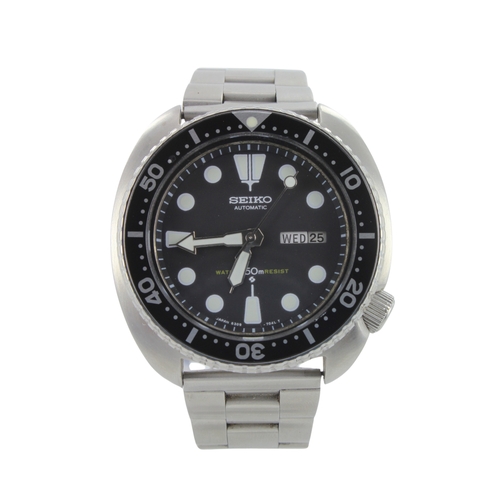 236 - Seiko Turtle stainless steel gents automatic wristwatch, ref. 6309-7040. The black dial with luminou... 