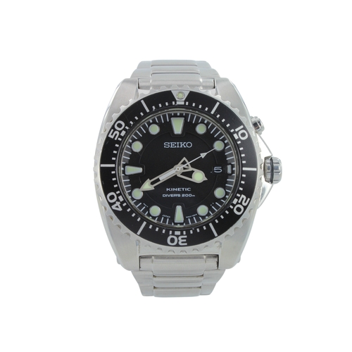 241 - Seiko Kinetic Divers 200m stainless steel gents quartz wristwatch, ref. 5M62-0BL0, 2013 card. The bl... 