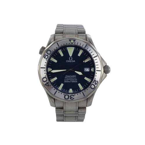 59 - Omega Seamaster Professional titanium gents automatic wristwach, ref. 2232.80.00, 2004 card. The blu... 